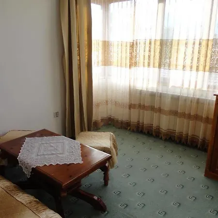 Guest Grachenovi בית הארחה