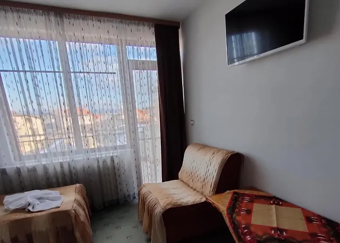 Guest Grachenovi Къща за гости 3*